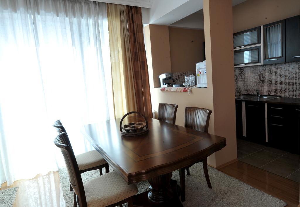 Hotel Gold Pljevlja Oda fotoğraf