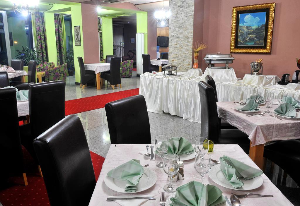 Hotel Gold Pljevlja Dış mekan fotoğraf